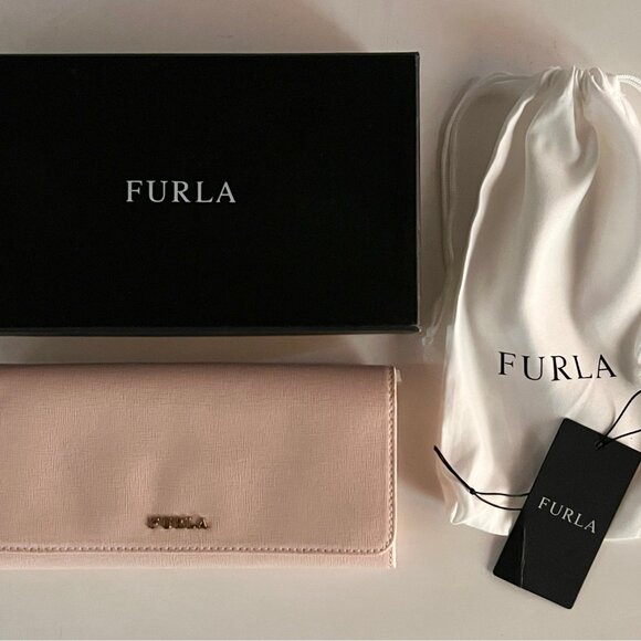 Brand new with tags Furla extra large bifold wallet in light pink leather - Picture 5 of 5